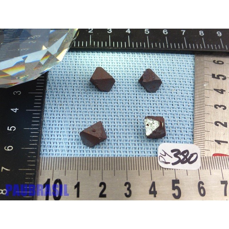 4 Magnétites octaédriques de 8gr50 les 4